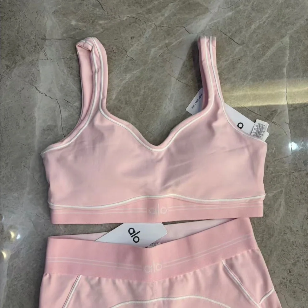 ALO Yoga Light Pink High-Rise Seam Detail Leggings